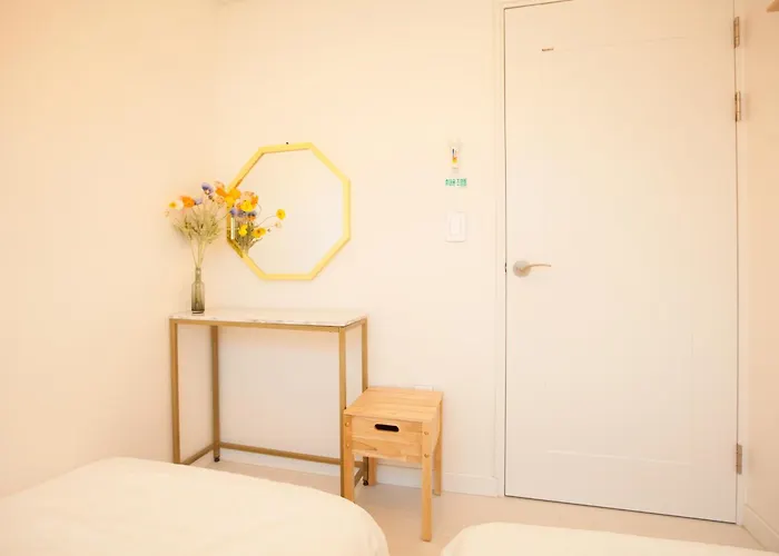 Apartment Station Joey N Ray House Seoul