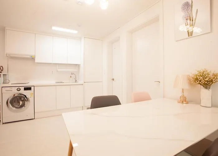 Station Joey N Ray House * Seoul